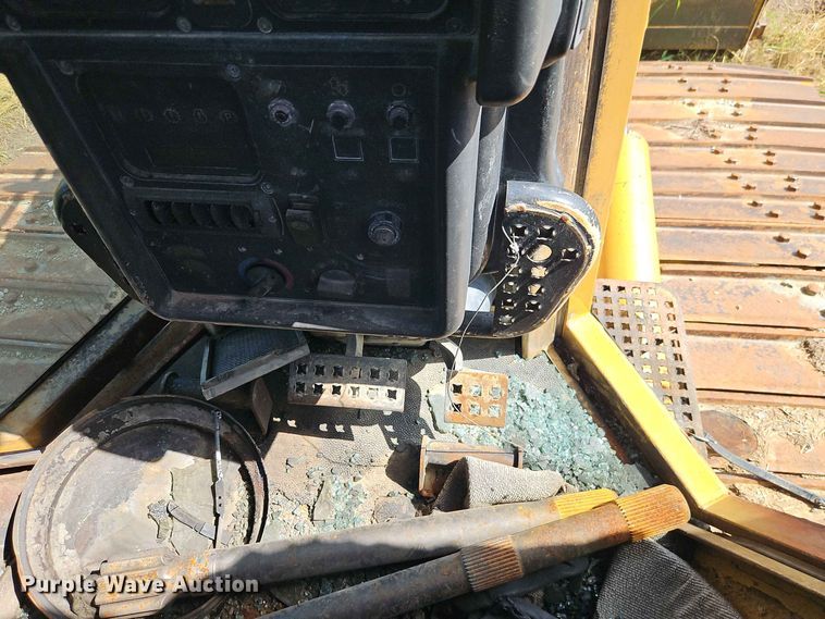 image for item FN5729 2007 Caterpillar D6N LGP dozer