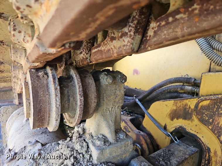 image for item FN5729 2007 Caterpillar D6N LGP dozer