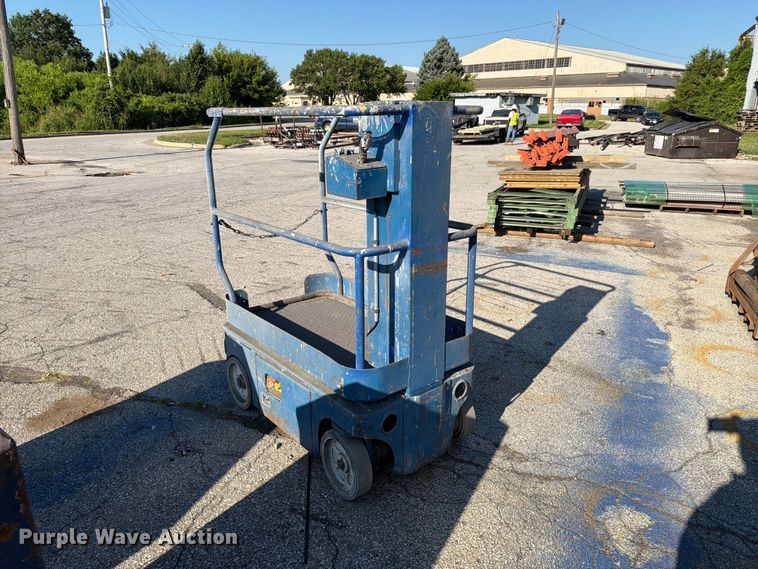 image for item FN5741 Upright, Inc 65400-001 scissor lift