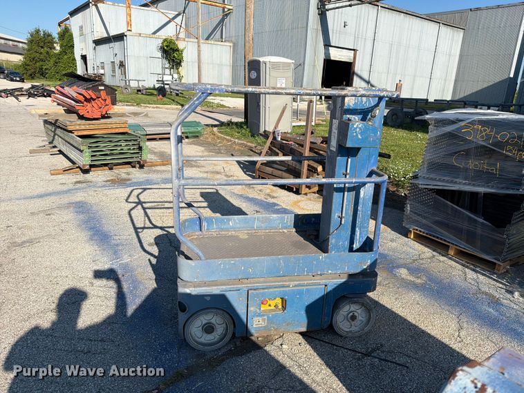 image for item FN5741 Upright, Inc 65400-001 scissor lift