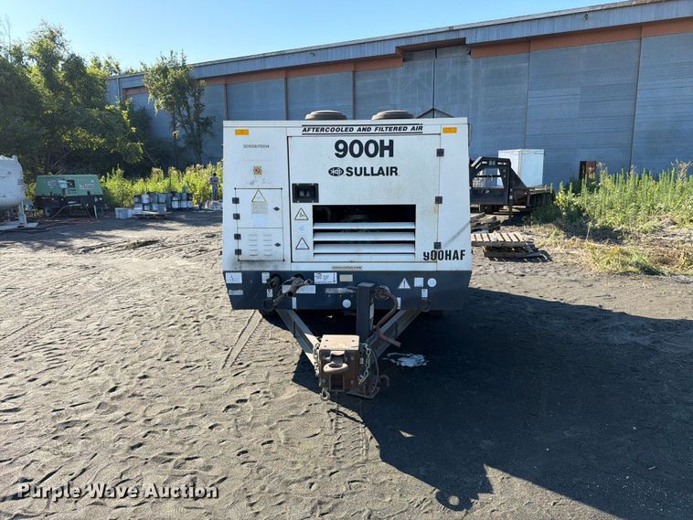image for item FN5742 Sullair 900HAF air compressor