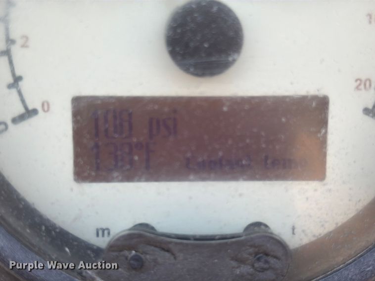 image for item FN5742 Sullair 900HAF air compressor