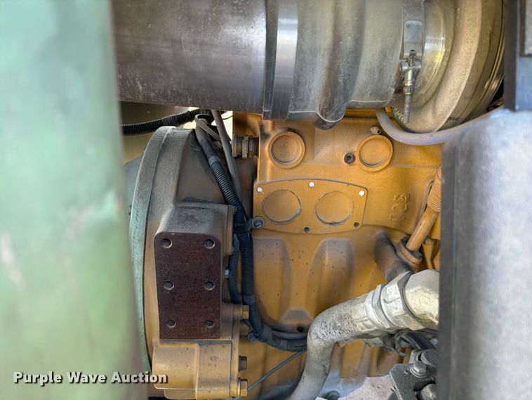image for item FN5742 Sullair 900HAF air compressor