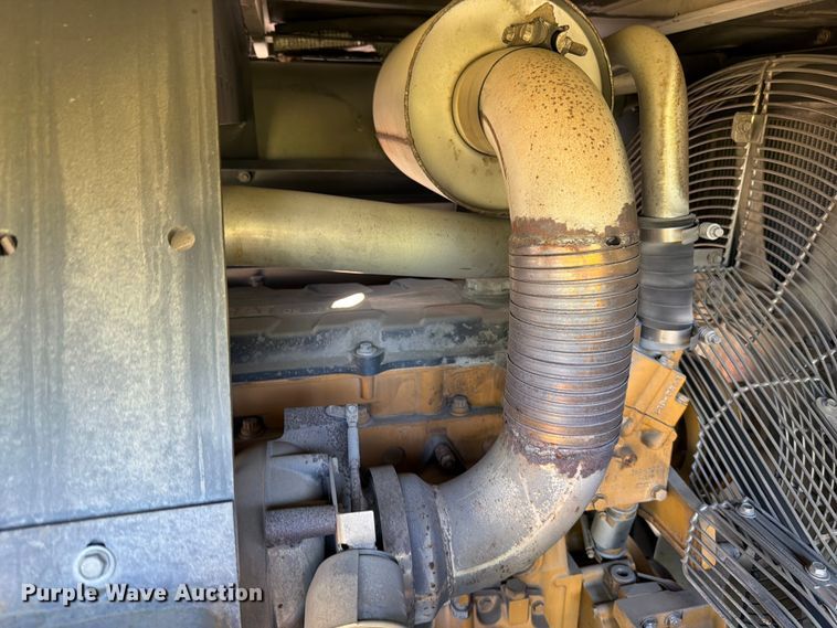 image for item FN5742 Sullair 900HAF air compressor