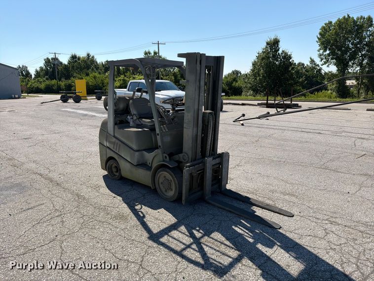 image for item FN5744 Clark forklift