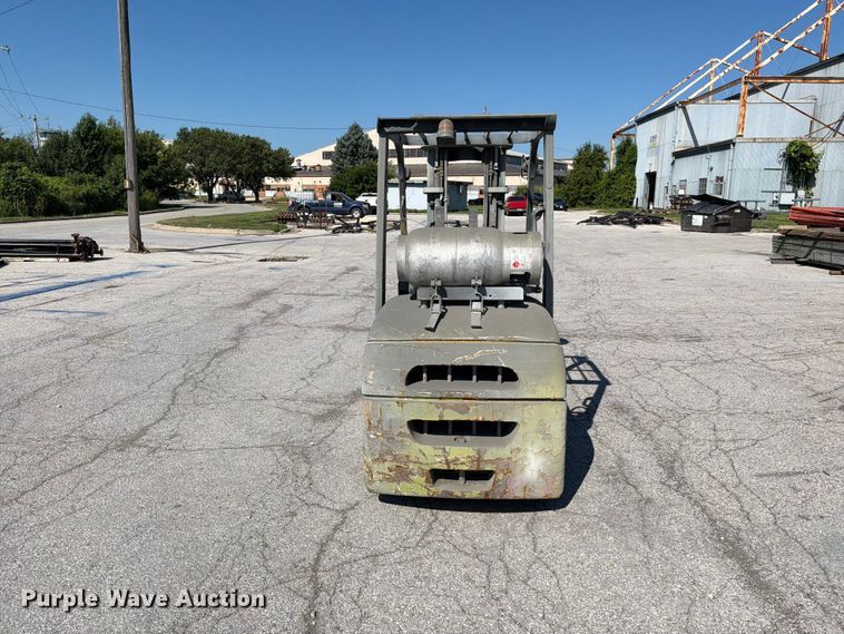 image for item FN5744 Clark forklift