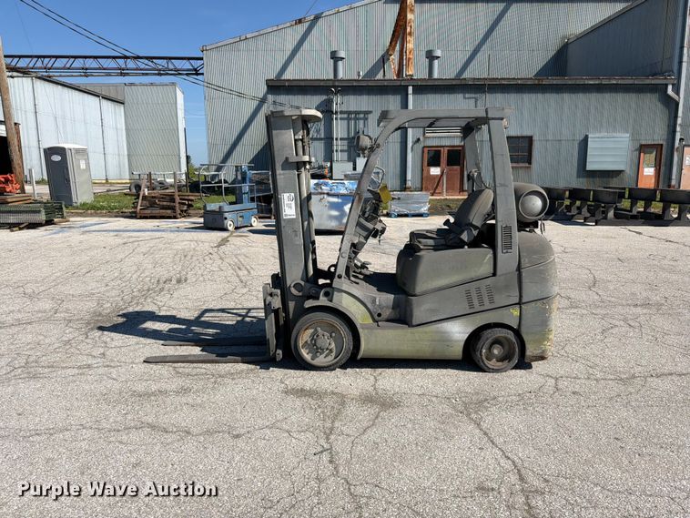 image for item FN5744 Clark forklift