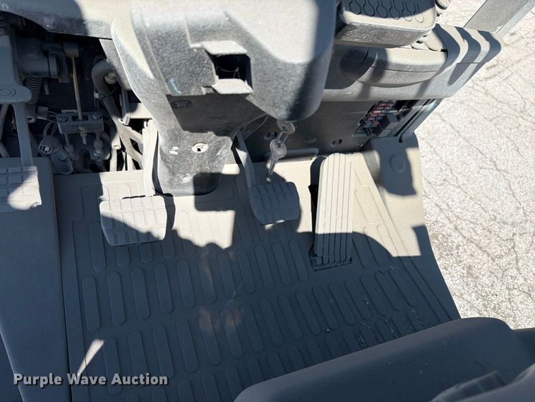 image for item FN5744 Clark forklift