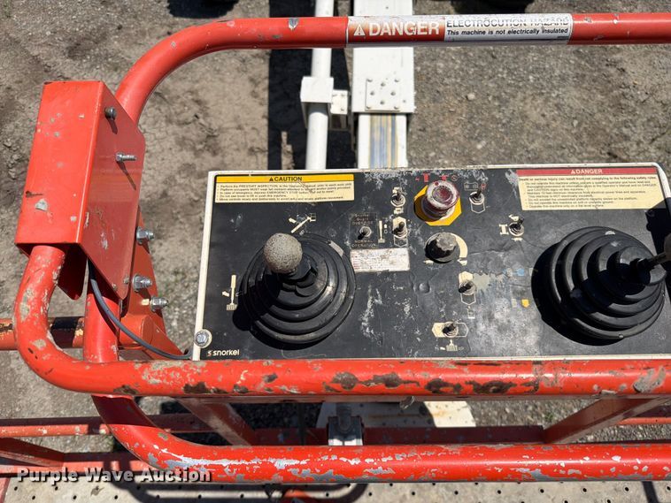 image for item FN5745 2005 Snorkel TR42 DZ boom lift