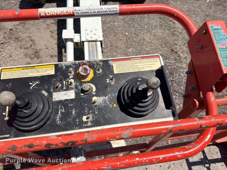 image for item FN5745 2005 Snorkel TR42 DZ boom lift