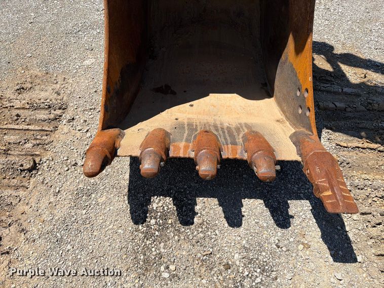 image for item FN5746 2008 Komatsu PC400LC-8 excavator