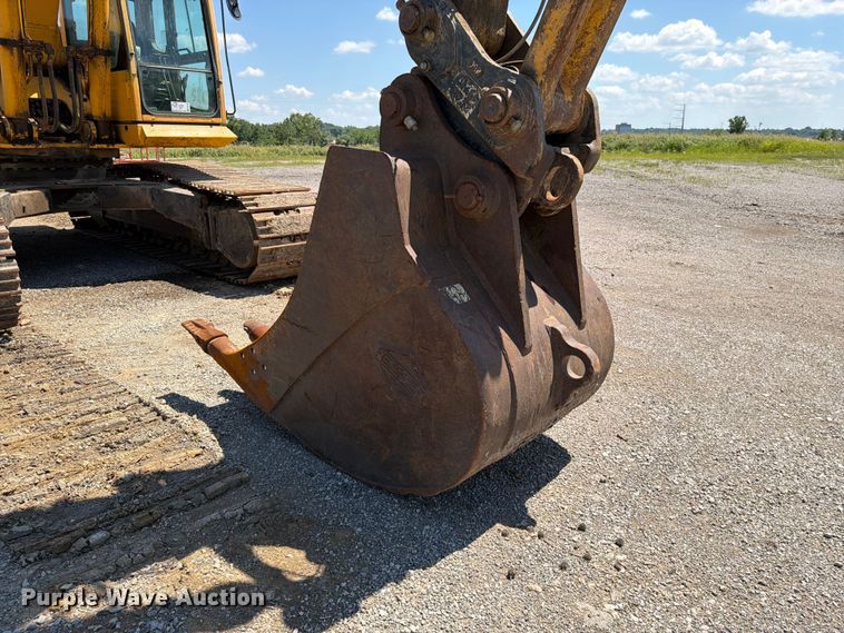 image for item FN5746 2008 Komatsu PC400LC-8 excavator