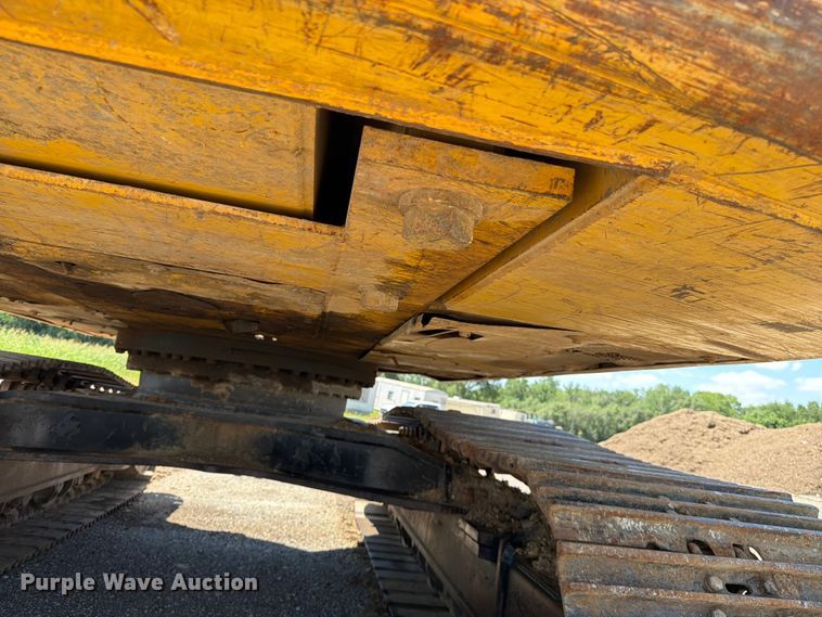 image for item FN5746 2008 Komatsu PC400LC-8 excavator