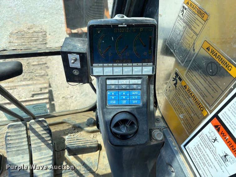 image for item FN5746 2008 Komatsu PC400LC-8 excavator