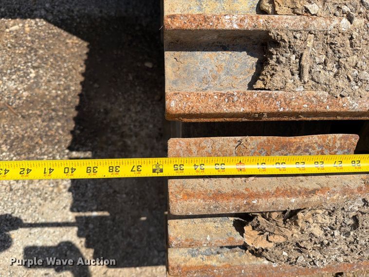 image for item FN5746 2008 Komatsu PC400LC-8 excavator