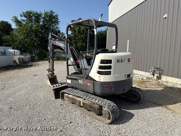 image for item FO4501 Terex TC352R mini excavator