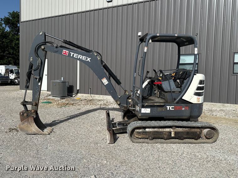 image for item FO4501 Terex TC352R mini excavator