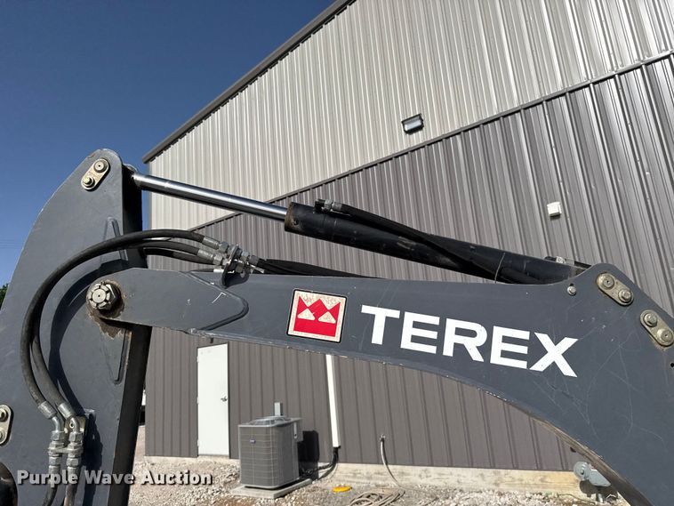 image for item FO4501 Terex TC352R mini excavator