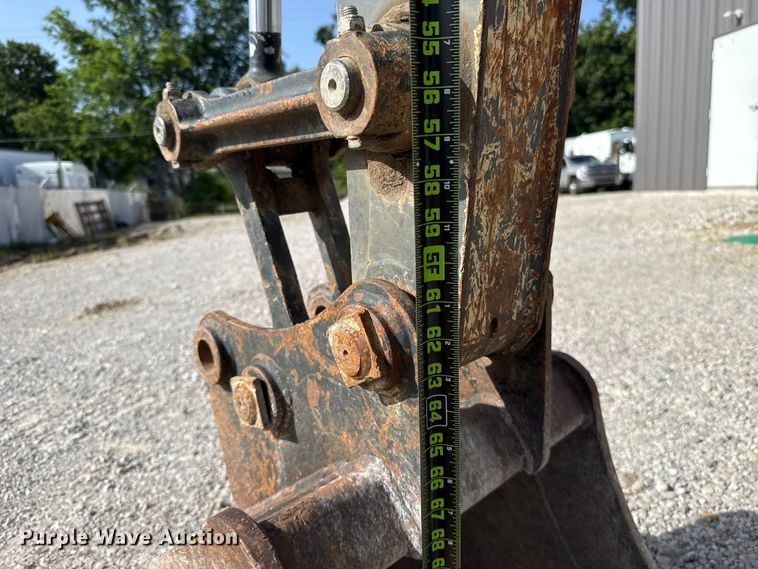 image for item FO4501 Terex TC352R mini excavator