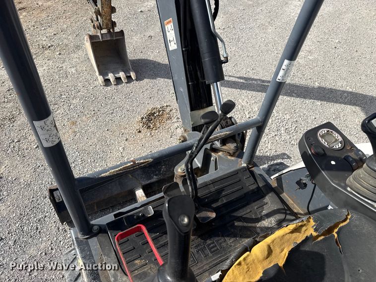 image for item FO4501 Terex TC352R mini excavator