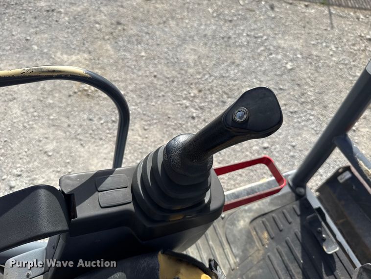 image for item FO4501 Terex TC352R mini excavator