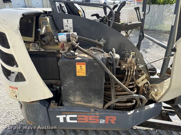 image for item FO4501 Terex TC352R mini excavator