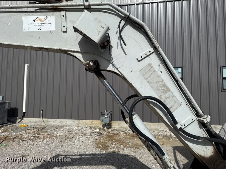 image for item FO4502 Takeuchi TB235-2 mini excavator