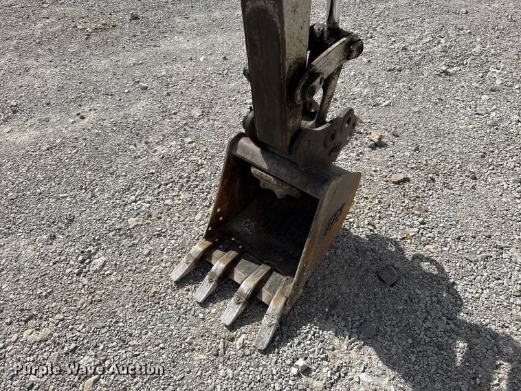 image for item FO4502 Takeuchi TB235-2 mini excavator