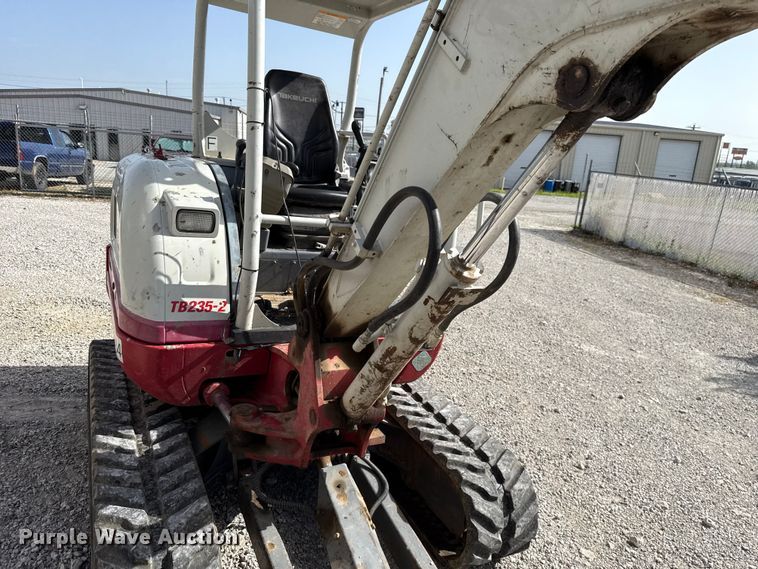 image for item FO4502 Takeuchi TB235-2 mini excavator