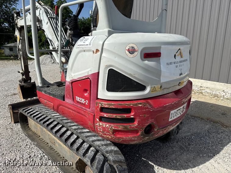 image for item FO4502 Takeuchi TB235-2 mini excavator