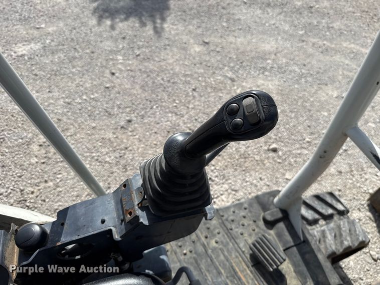 image for item FO4502 Takeuchi TB235-2 mini excavator