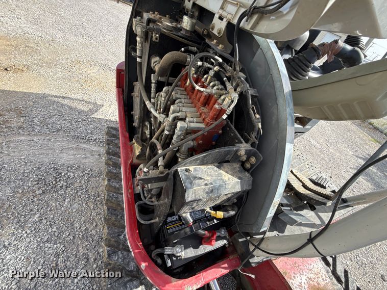 image for item FO4502 Takeuchi TB235-2 mini excavator