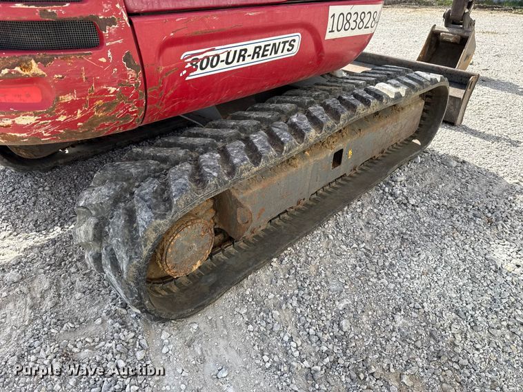 image for item FO4502 Takeuchi TB235-2 mini excavator