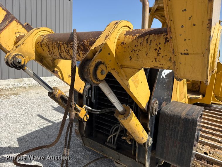 image for item FO4503 1998 Vermeer P185 cable plow