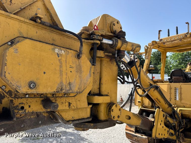 image for item FO4503 1998 Vermeer P185 cable plow