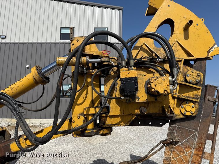 image for item FO4503 1998 Vermeer P185 cable plow
