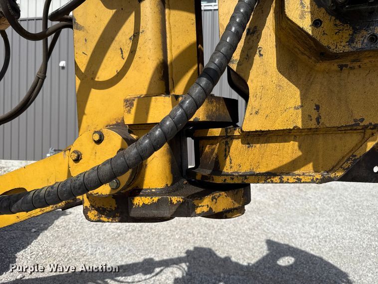 image for item FO4503 1998 Vermeer P185 cable plow