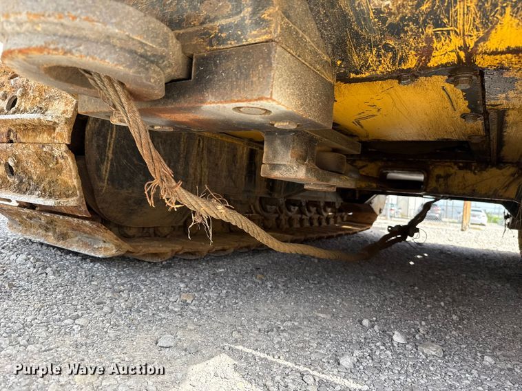 image for item FO4503 1998 Vermeer P185 cable plow