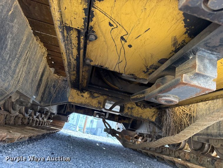 image for item FO4503 1998 Vermeer P185 cable plow