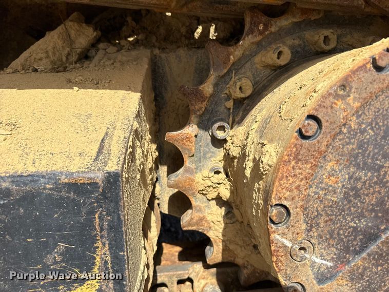 image for item FO4503 1998 Vermeer P185 cable plow