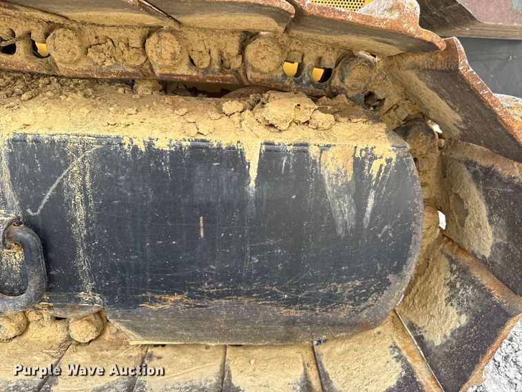 image for item FO4503 1998 Vermeer P185 cable plow