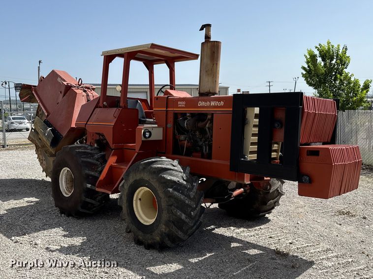 image for item FO4505 1989 Ditch Witch R100P rock saw
