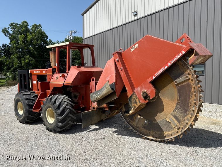 image for item FO4505 1989 Ditch Witch R100P rock saw