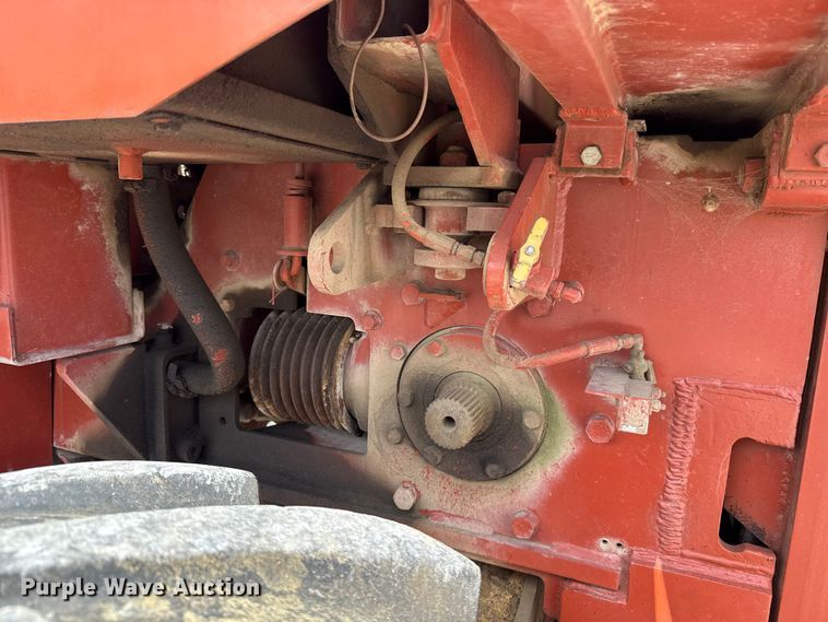 image for item FO4505 1989 Ditch Witch R100P rock saw