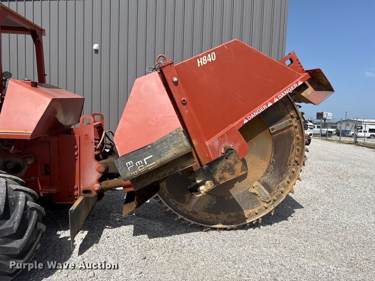 image for item FO4505 1989 Ditch Witch R100P rock saw