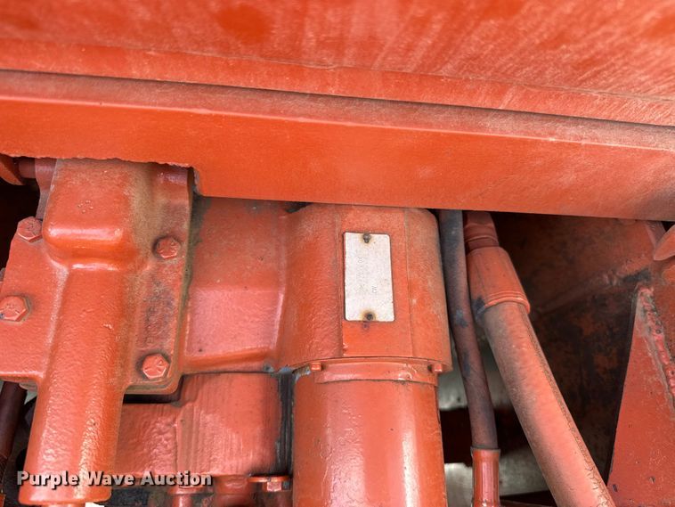 image for item FO4505 1989 Ditch Witch R100P rock saw