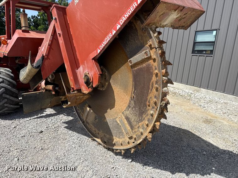 image for item FO4505 1989 Ditch Witch R100P rock saw