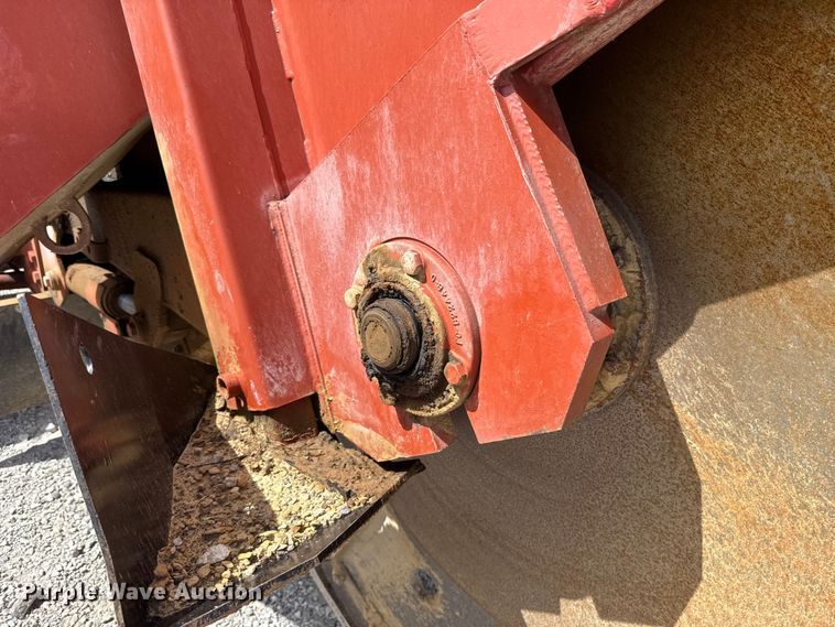 image for item FO4505 1989 Ditch Witch R100P rock saw