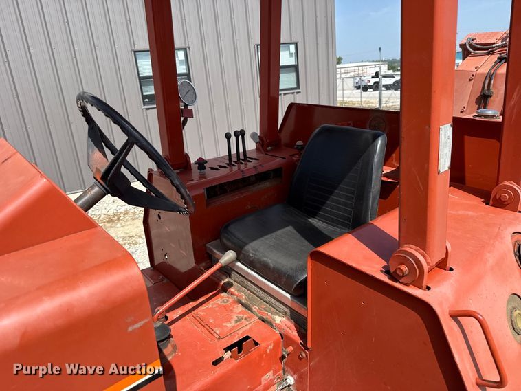 image for item FO4505 1989 Ditch Witch R100P rock saw