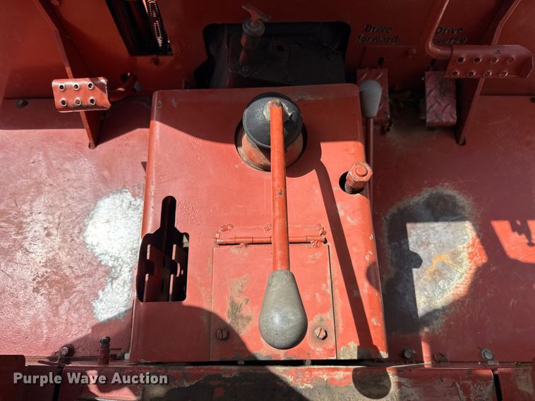 image for item FO4505 1989 Ditch Witch R100P rock saw